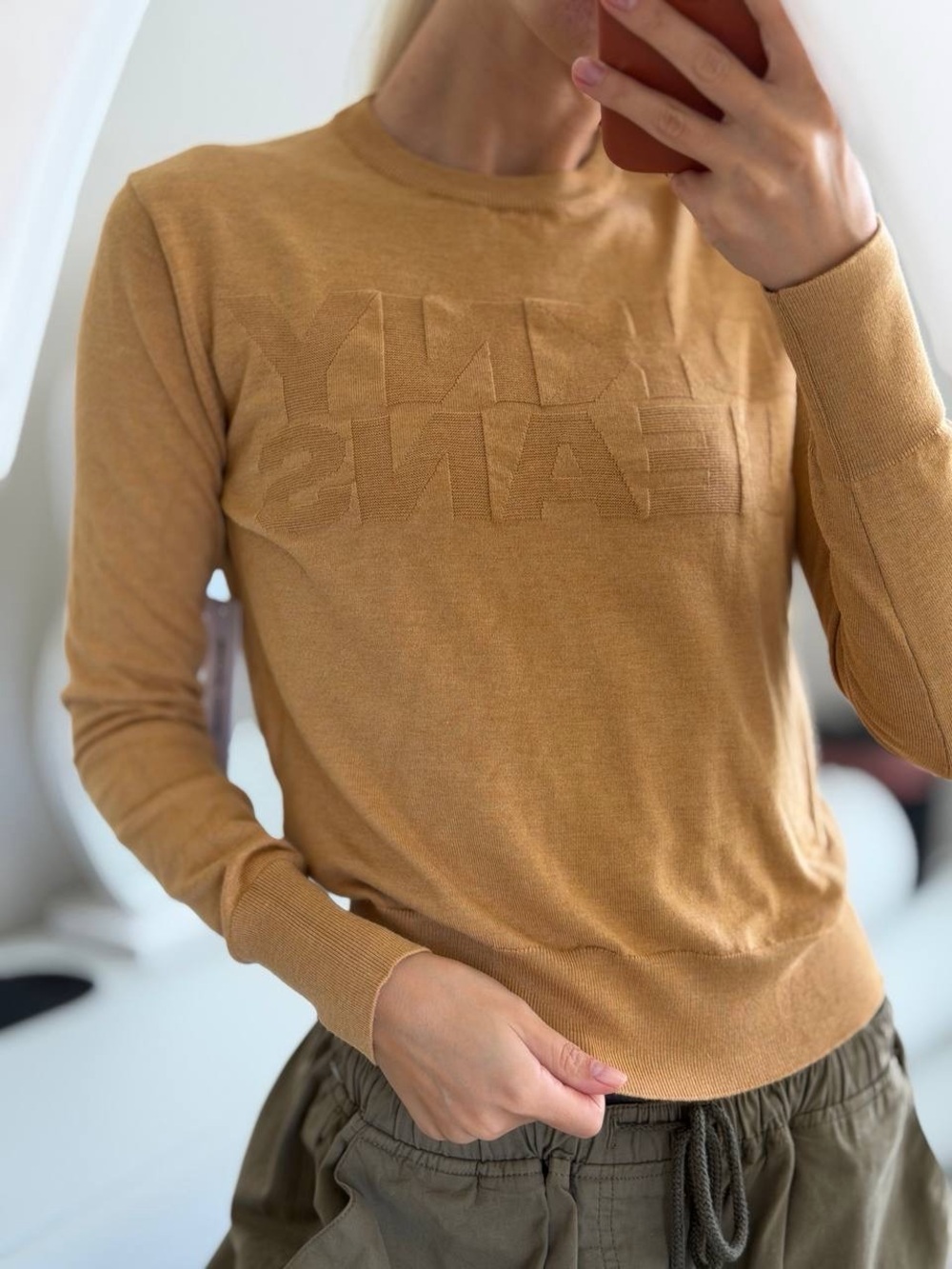 DKNY Jeans Women’s Logo Lightweight Knit Sweater Camel